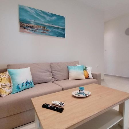 Sea Pleasure Apartment Peraía Exteriör bild