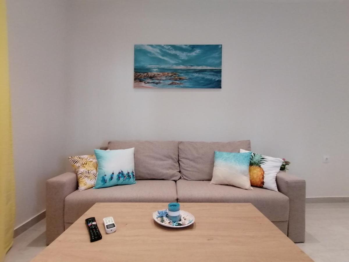 Sea Pleasure Apartment Peraía Exteriör bild